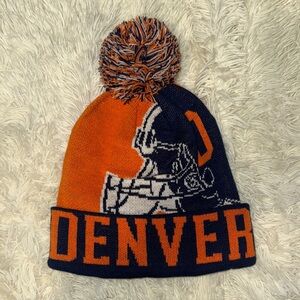 Denver Knit Beanie with Pom-Pom - Orange & Navy